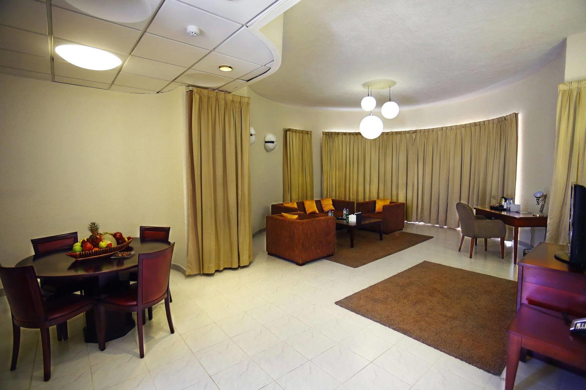 One To One Hotel & Resort Ain Al Faida Al Ain Buitenkant foto